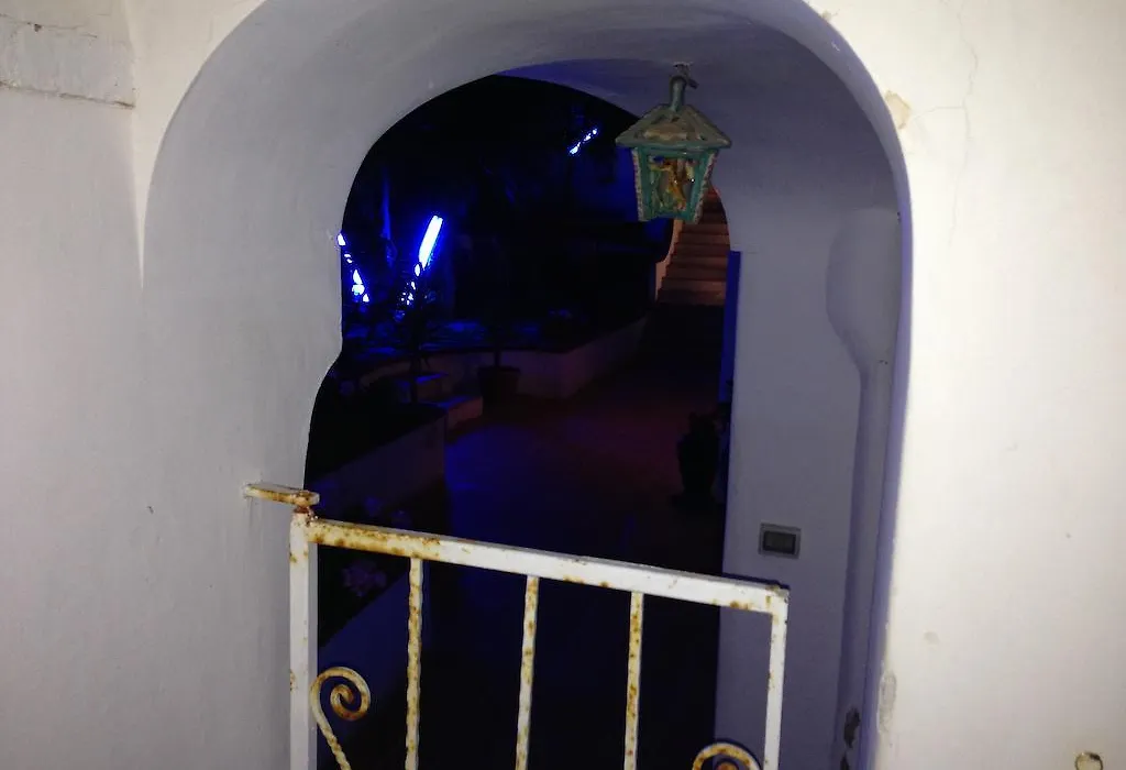 Mediterraneo Bed & Breakfast-1