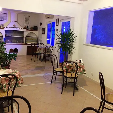 Mediterraneo Bed & Breakfast-2
